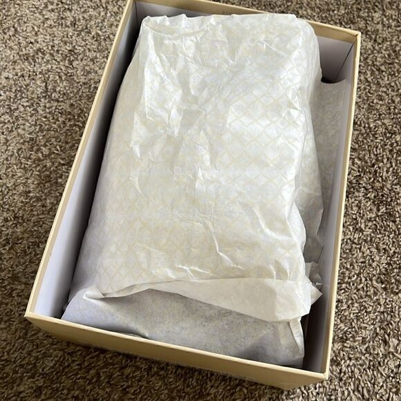 NYDJ • Addie 02 sand suede strappy sandals - Picture 7 of 13